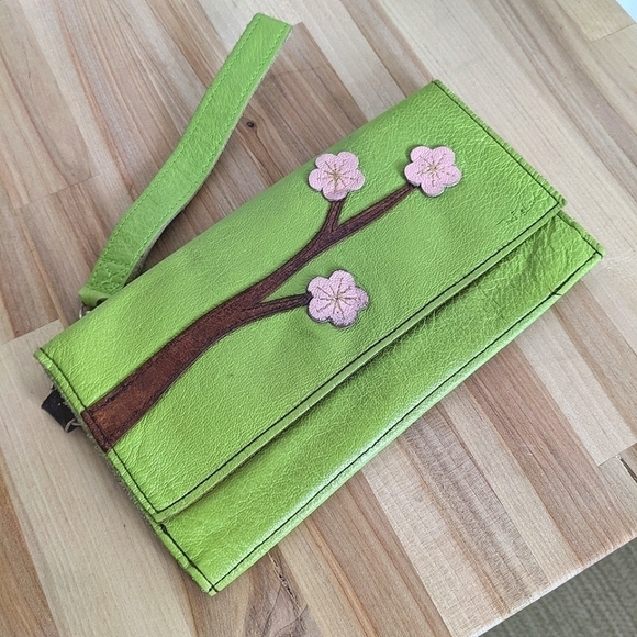 HANDMADE Leather Green and Pink Cherry Blossom Wristlet Floral Large Wallet - Picture 1 of 7